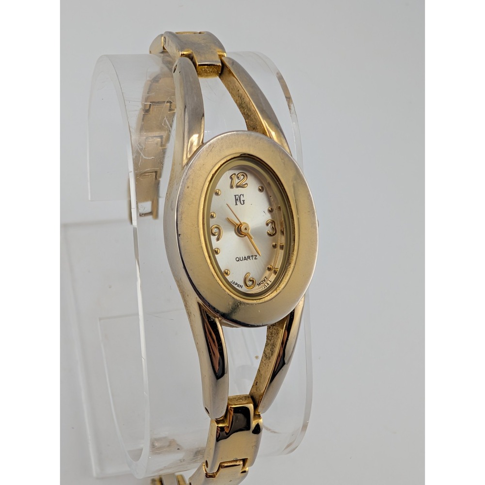 Faded Glory Women's Watch 19mm Gold Case 6.75" Band- New Battery
